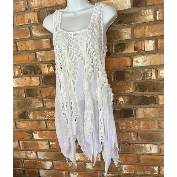 Vivid Importers of NY Women’s White Sleeveless Boho Crochet Swimsuit Coverup - Picture 7 of 7